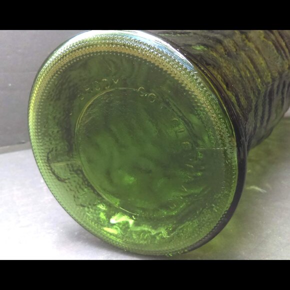 Vintage E.O Brody Co. Green Crinkle Texture Glass Vase 9-3/4" Tall - Picture 7 of 9